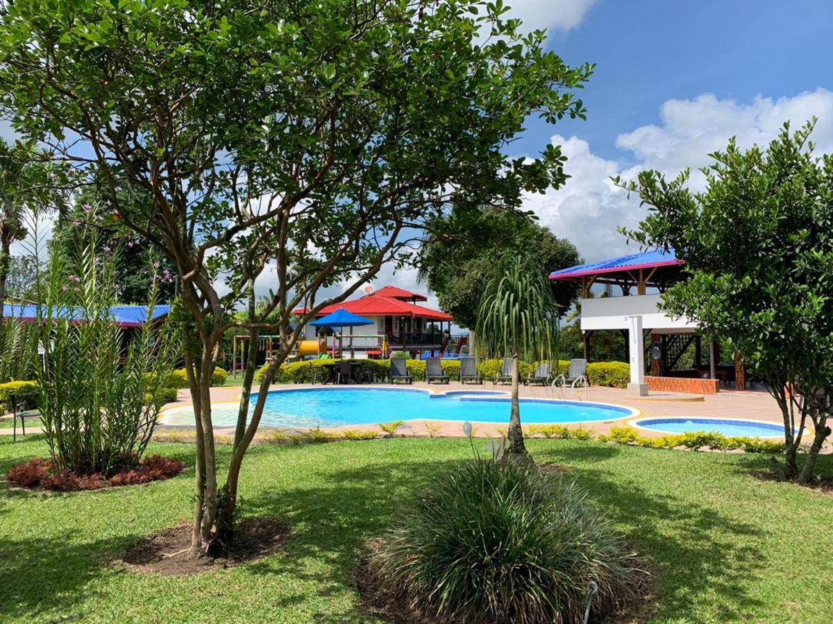 Finca Hotel La Manuela Armênia Exterior foto